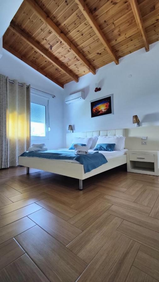 B&G Holiday Sarande Exterior photo