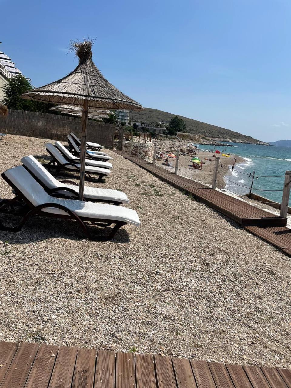 B&G Holiday Sarande Exterior photo