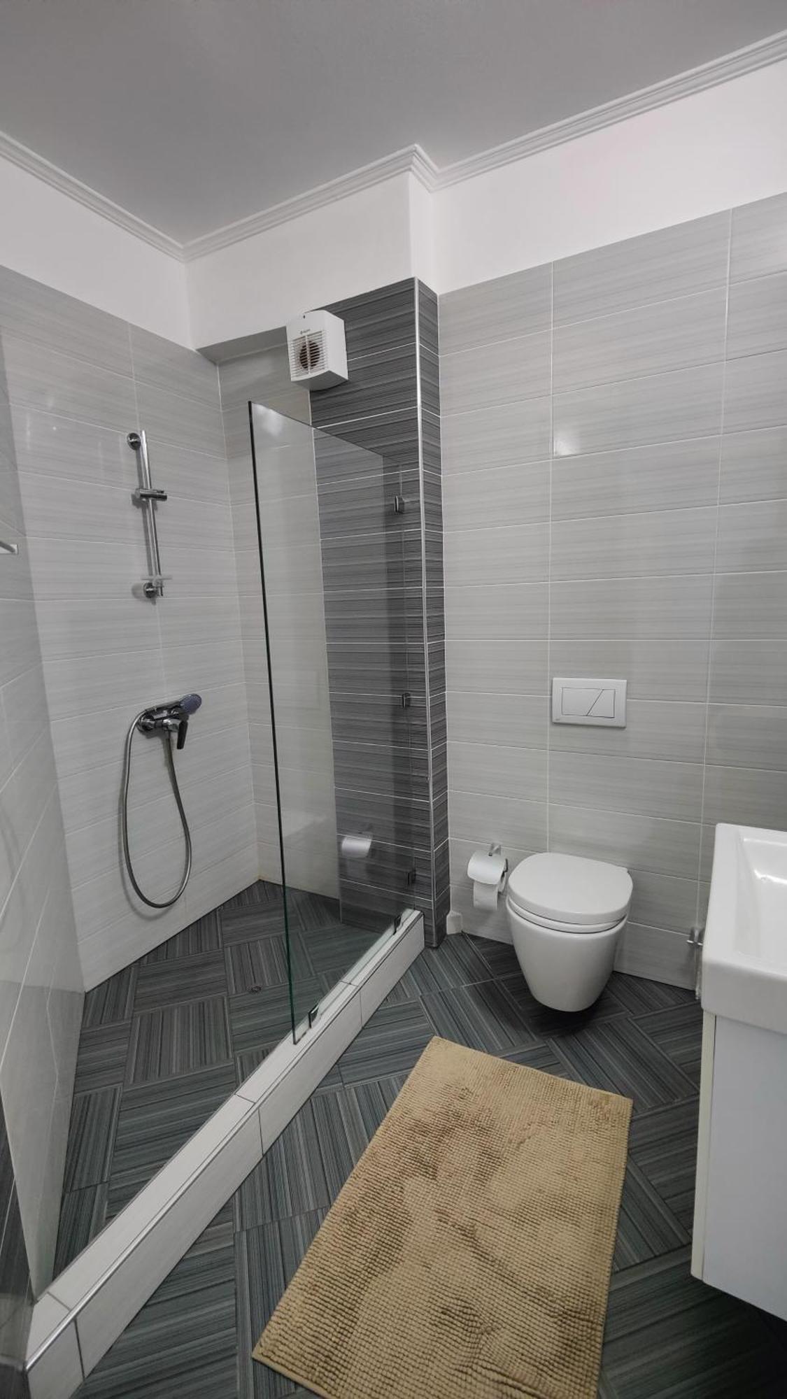 B&G Holiday Sarande Exterior photo